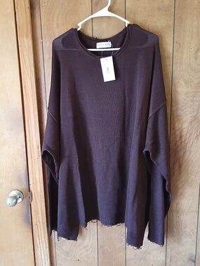 Discount Divas Women's Sweater Size 2X NWT Raw Hem Lightweight Knit oversized